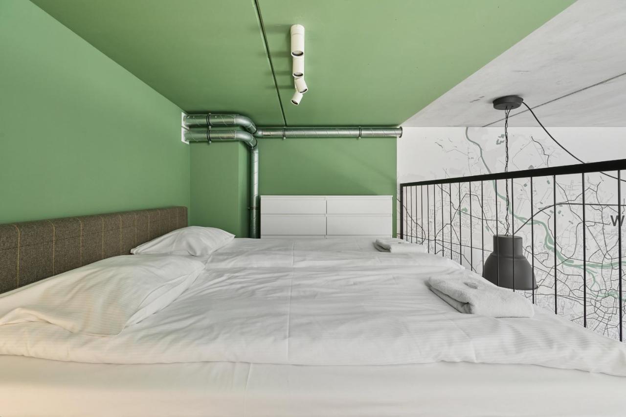 Mezzanine Studio Apartments Zarembowicza Wroclaw Airport By Renters Екстер'єр фото