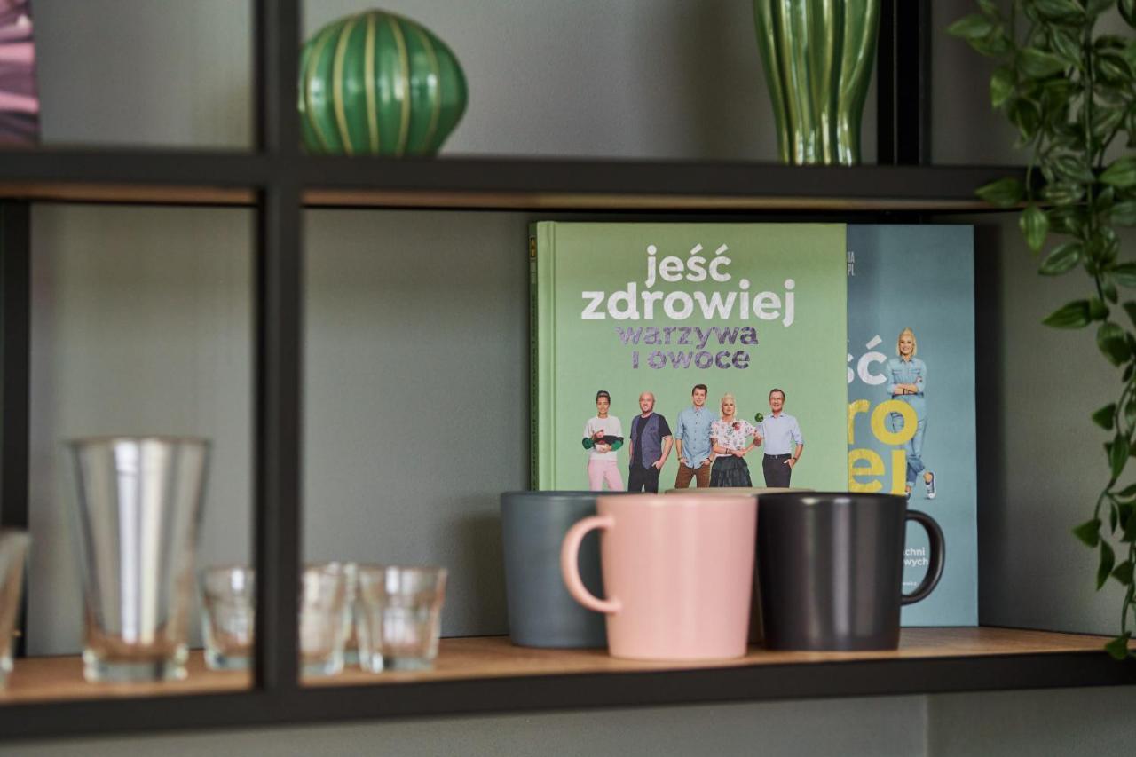 Mezzanine Studio Apartments Zarembowicza Wroclaw Airport By Renters Екстер'єр фото